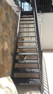 ferforje bodrum demir merdiven
