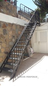 ferforje demir merdiven